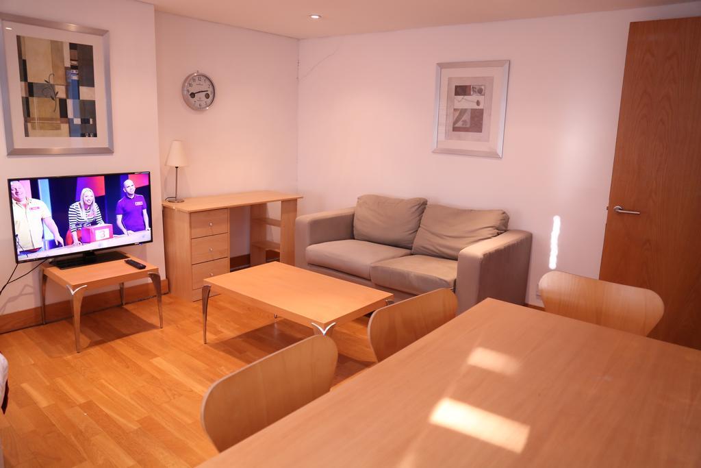 Paddington Southwick Street Apartments Londen Kamer foto