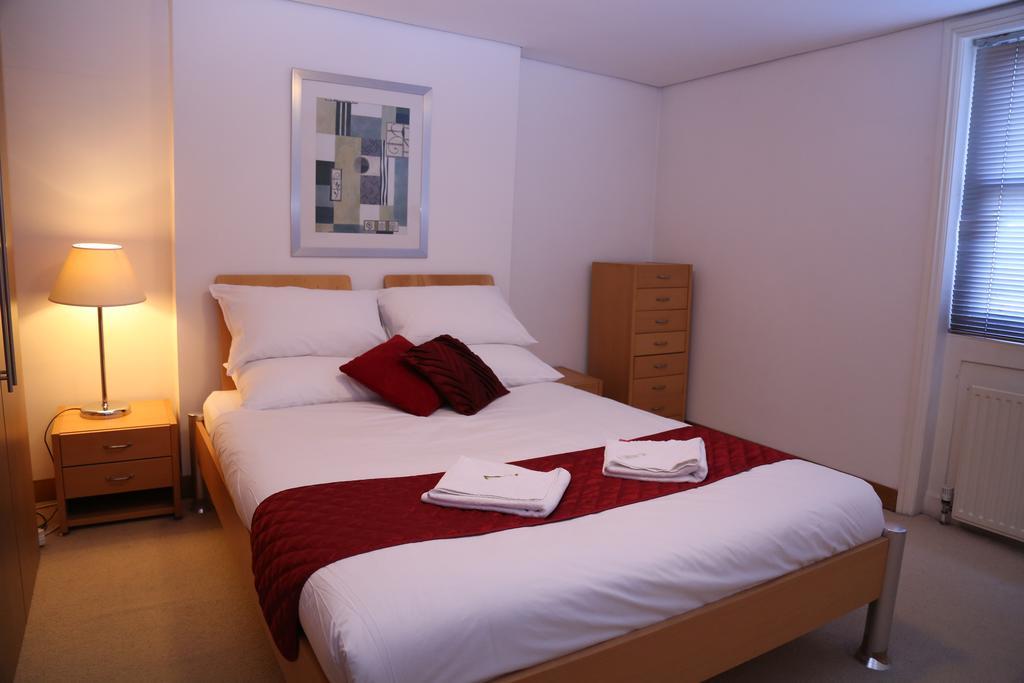 Paddington Southwick Street Apartments Londen Kamer foto