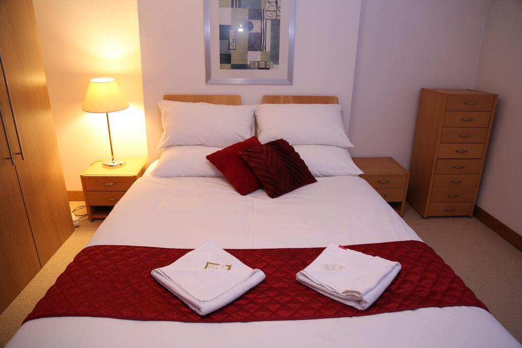 Paddington Southwick Street Apartments Londen Kamer foto