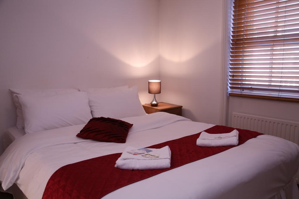 Paddington Southwick Street Apartments Londen Kamer foto