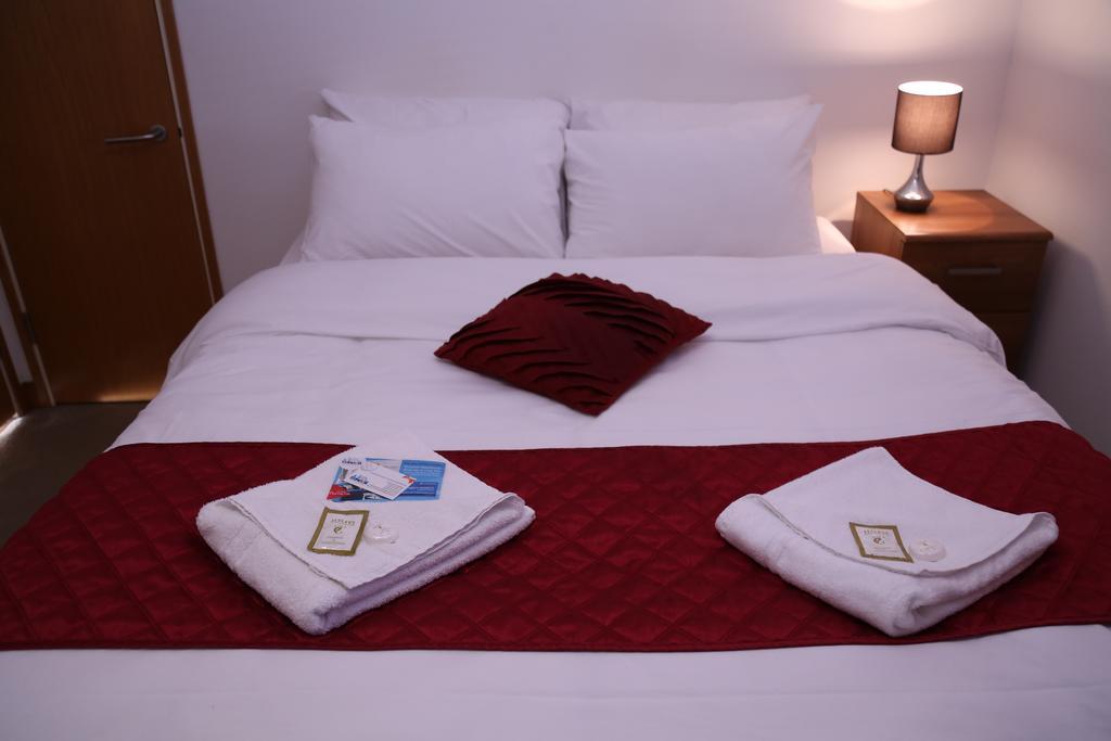 Paddington Southwick Street Apartments Londen Kamer foto