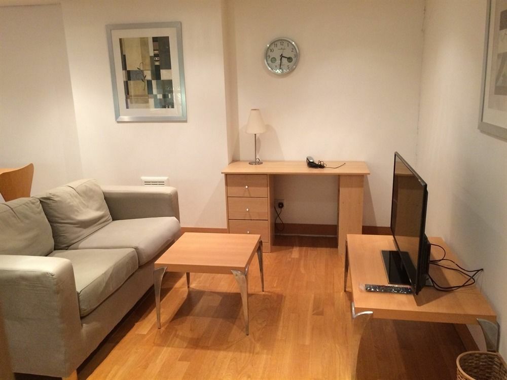 Paddington Southwick Street Apartments Londen Buitenkant foto